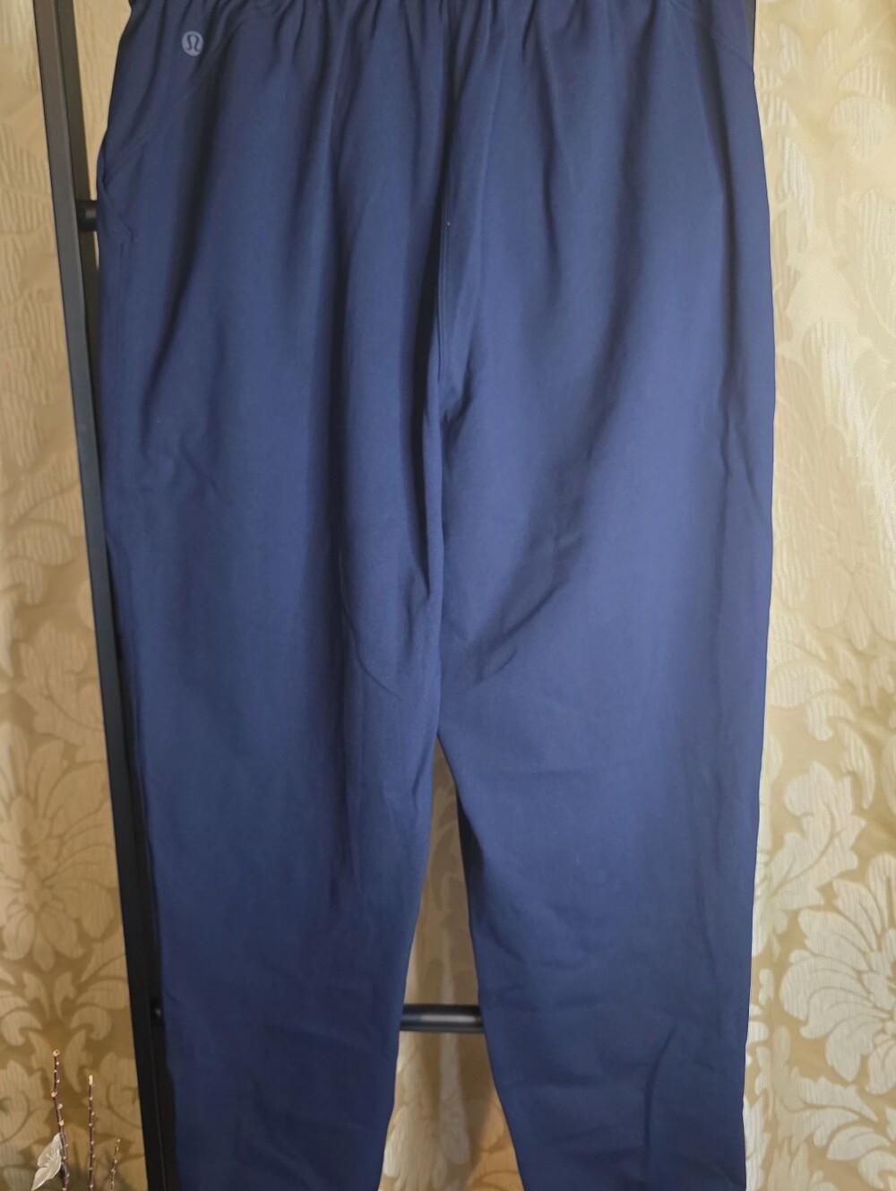 Lululemon Women Blue Long Tapered Stretch Pants Sz 6 - Picture 3 of 3